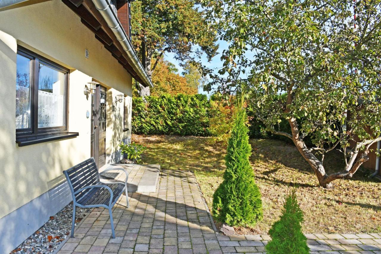 Schoenes Ferienhaus Mit Kamin Und Sauna Im Ostseebad Sellin Exterior photo